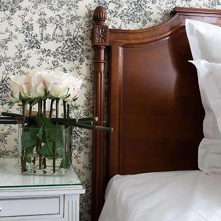 Mayfair 4*