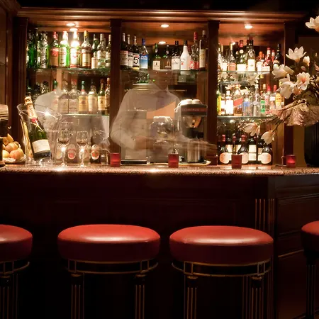 Mayfair 4*