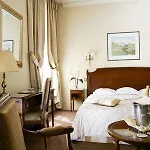 Mayfair 4*