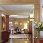 Mayfair Hotel 4*