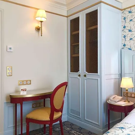 Mayfair 4*