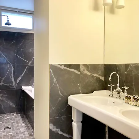 巴黎梅费尔酒店 酒店 4*