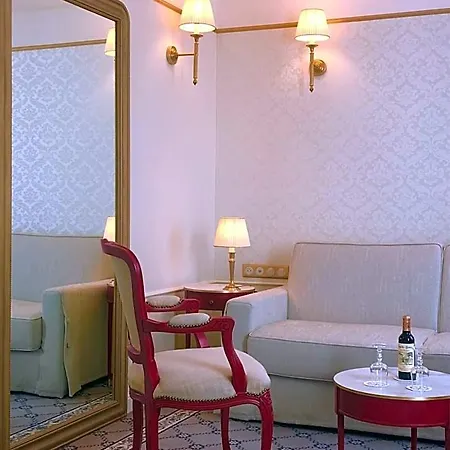 Mayfair 4*