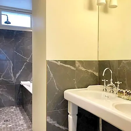 Hotel Mayfair Paris