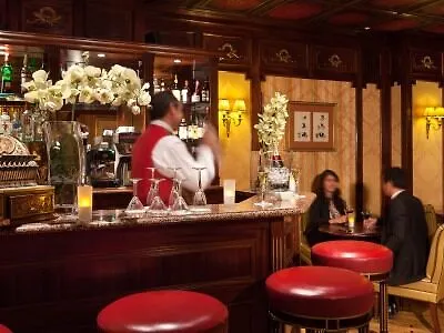 Mayfair Отель