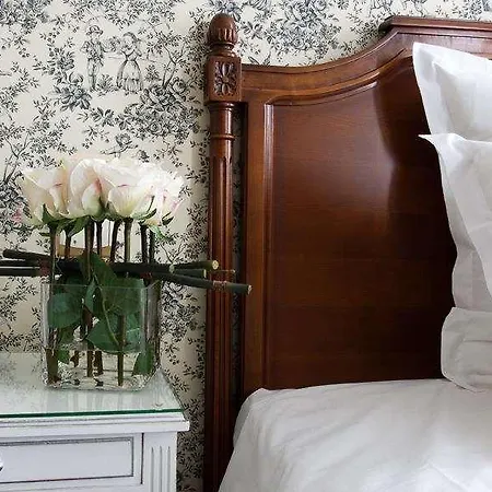Mayfair 4*