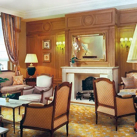 Mayfair Hotel 4*