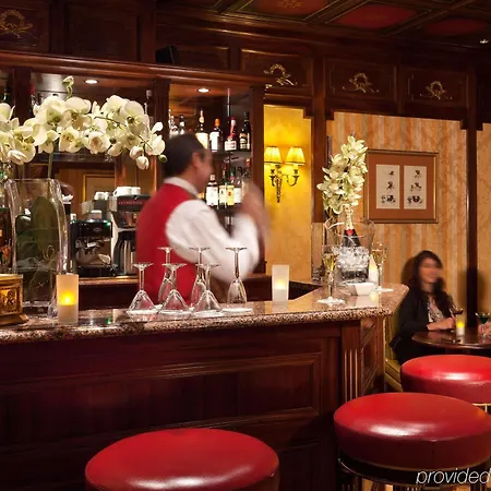 Mayfair 4*